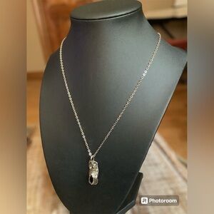 Reticulated Silver Black Dainty Necklace